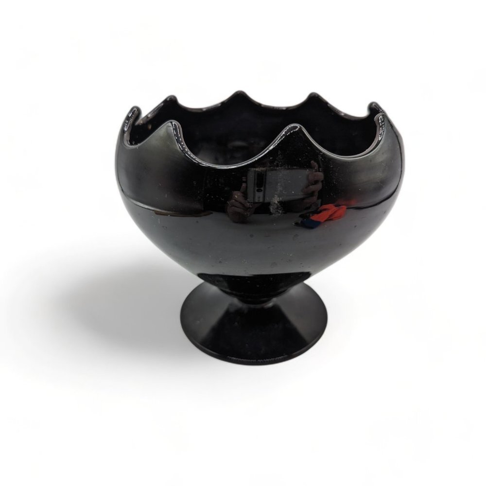 L.E. SMITH Glass Black Amethyst 3 Pedestal Compote Candy Dish 1940s Scalloped